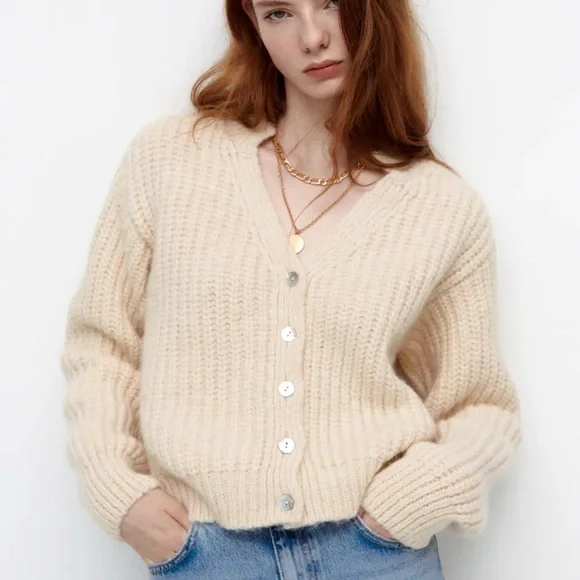 *SOLD*Zara knit jacket - Picture 4 of 9